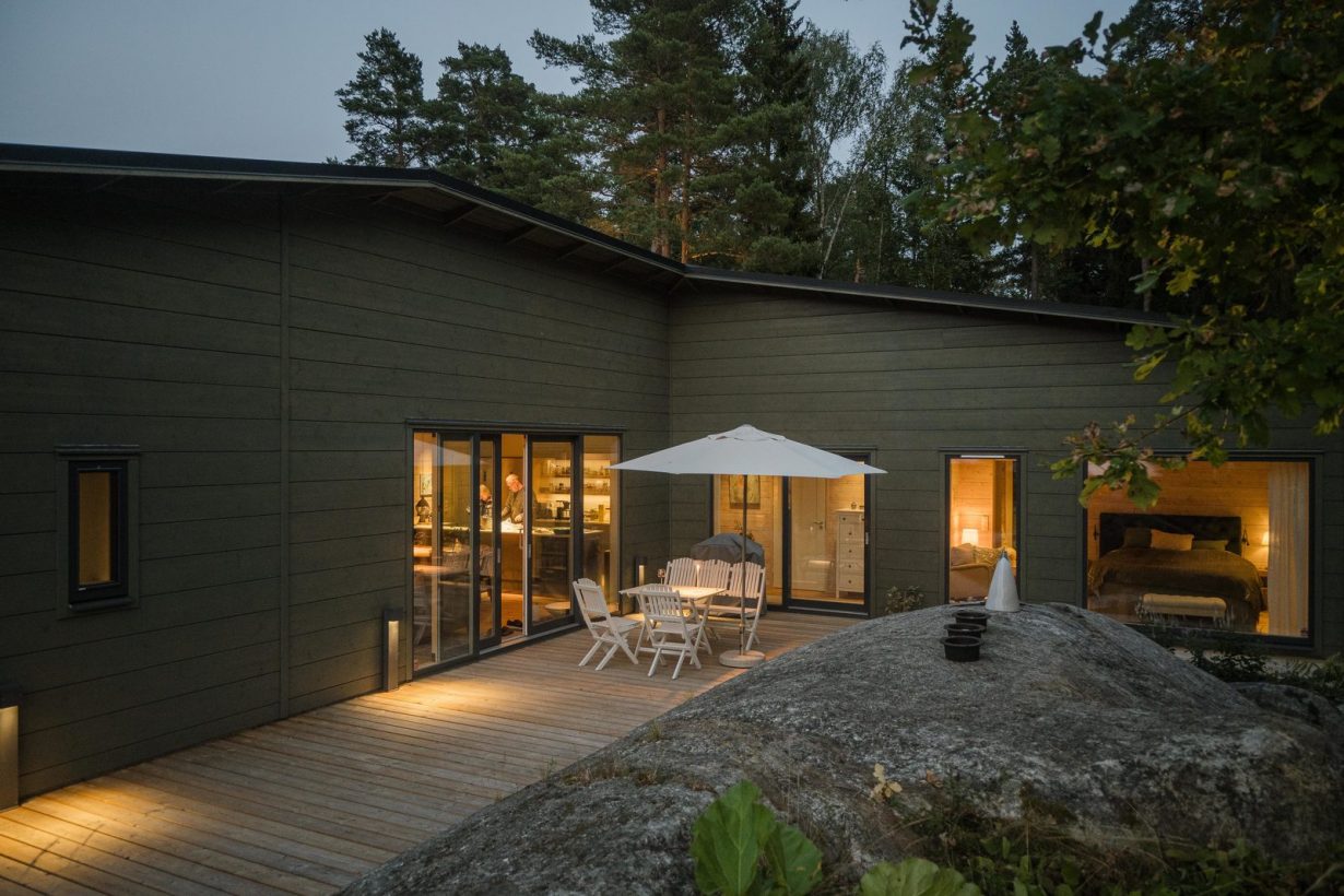Kustomoitu Honka Haiku Ruotsin saaristossa – Lenan ja Torbjörnin unelma